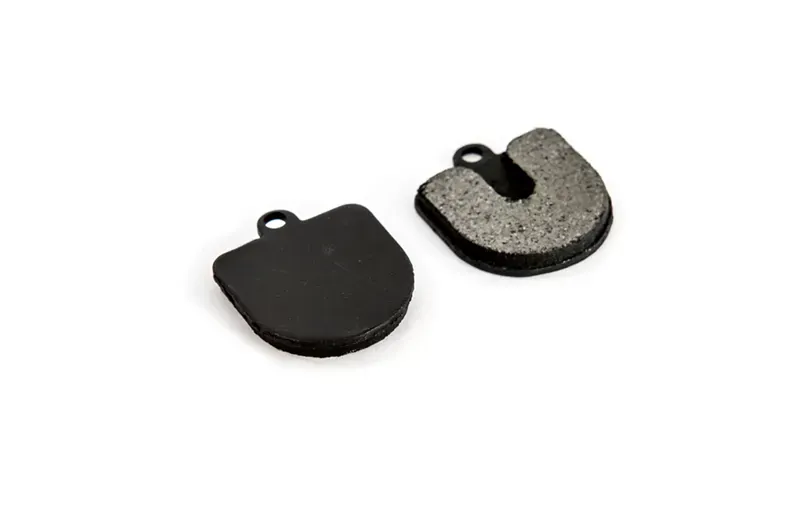 Fibrax Quad Semi-Metallic Disc Pads in Black