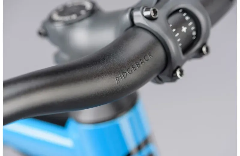 2021 Ridgeback Terrain 2 Mountain Bike in Blue-2