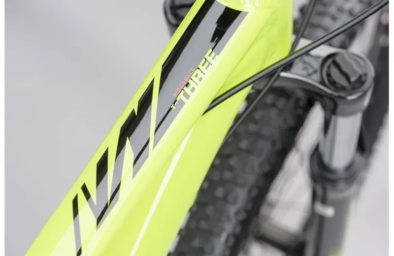 2021 Ridgeback Terrain 3 Mountain Bike in Green-3