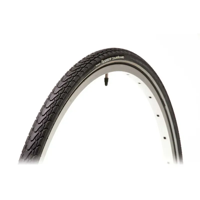 Panaracer Tour Guard Wire Bead Tyre in Black